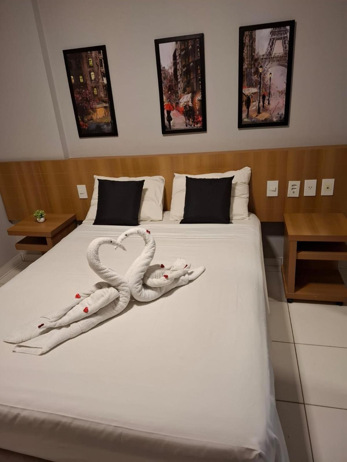 Golden Dolphin Resort - Grand & Express - Caldas Novas - Com Tv A Cabo - Aguas Termais Buitenkant foto